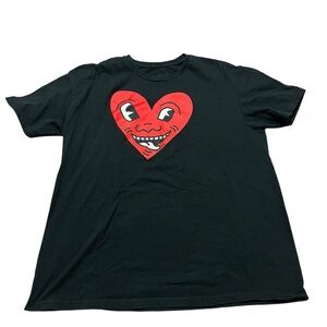 KEITH HARING Red Heart Tongue Wagging Graphic Tee Size Large Artist Art 90s
